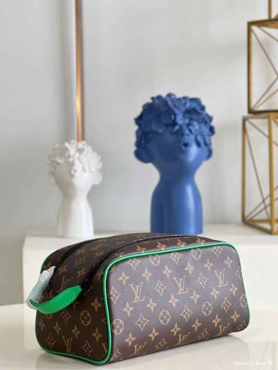 Affordable KIT DOPP LOUIS VUITTON TOILET POUCH 0811